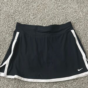 Nike Women's Black and White Skort
